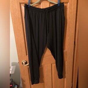Cuffed Joggers